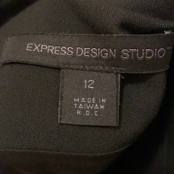 Express Design Studio Women’s Skirt - Picture 6 of 9